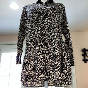ZARA WOMAN SATIN LEOPARD MINI SHIRT DRESS SZ S COLLARED PEPLUM BUTTON FRONT